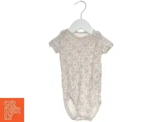 Kortærmet bodystocking med blomstermønster fra Noa Noa (str. 68)
