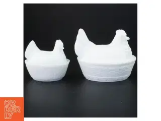 2 stk. Høns i kurv Opaline mælkeglas sæt (str. 14 x 11 x 11 cm og 10 x 7 komma 5 x 9 cm)