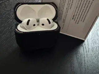 AirPods 4 anc