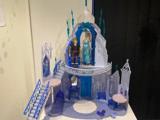Elsa Barbie, Frozen slot og Kristoffer Barbie