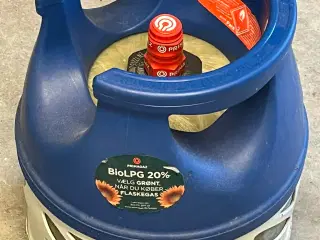 Gasflaske 5 kg NY, ikke brugt, stadig plomberet.