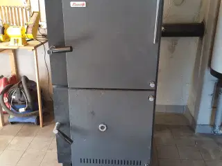 Fastbrændselfyr
