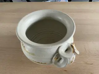 Urtepotte af keramik