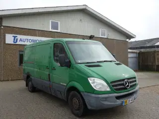 Mercedes Sprinter 216 2,2 CDi R2 Kassevogn