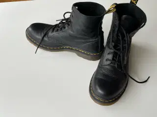 Dr. Martens støvler Pascal