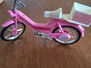 Barbie  knallert