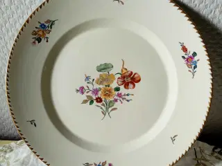 12 spise tallerkner fra Royal Copenhagen 