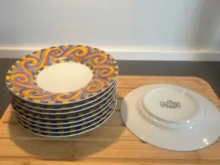 9 smukke Gallery by Inhesion tallerkener (Ø 16 cm)