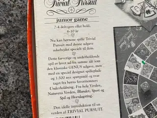 Trivial pursuit junior game