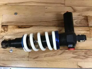 Aprilia RSV Mille årg 2000, brugt bagdæmper.