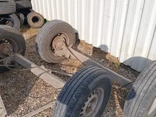 to axler til trailer, 1500 kg stk