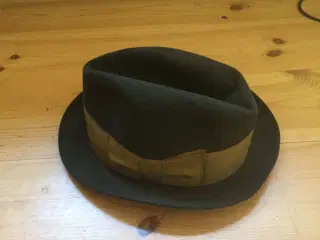 Film hat