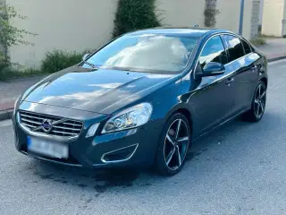 Volvo S60 D3 2.0 5-Cylinder 136 HK Automat 