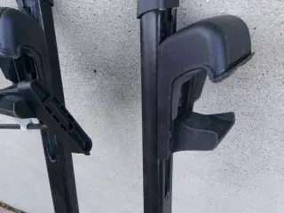 Tagbøjler sælges. Originale Volvo-bøjler.