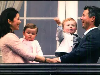 Kronprinsefamilien - Kortgården KON 019 - Ubrugt