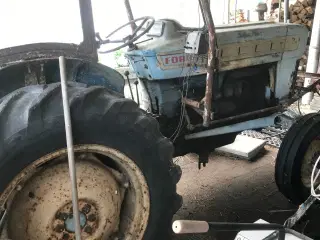 Ford 3000