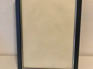 Elegangt billedramme i sort træ