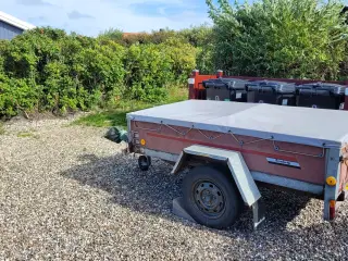 Trailer (vi prøver igen, brændt af sidste gang)