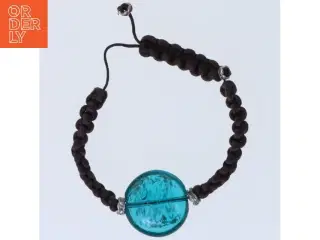 Armbånd med blå glaskugle (str. Ø 10,5 cm)