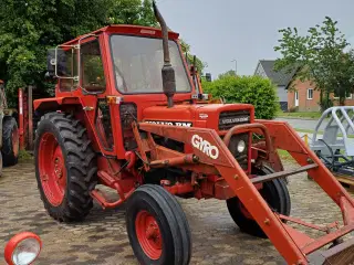 Traktor med frontlæsser