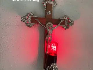 Kitch Kristus væglampe