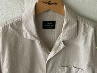 Mads Nørgaard skjorte