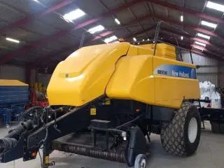 New Holland BB9090