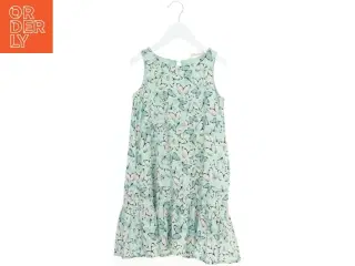 Sommerkjole med sommerfugle fra H&M (str. 128)