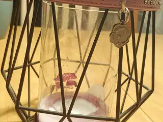 lyserød halsbånd str L sælges