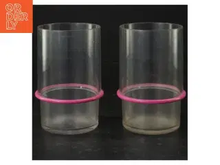 Drikkeglas 4,5 dl fra Tupperware (str. H 12 cm, ø 7,5 cm)