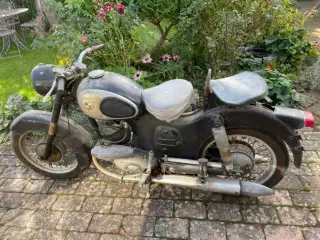 Puch 175 cc 