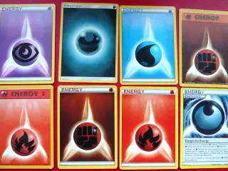 Pokemon - 8 forskellige energy kort (44)