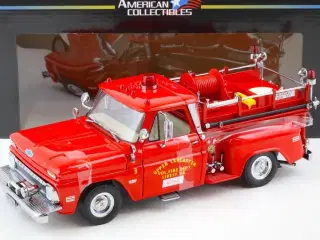 1.18 Chevrolet C-20 Fire Truck