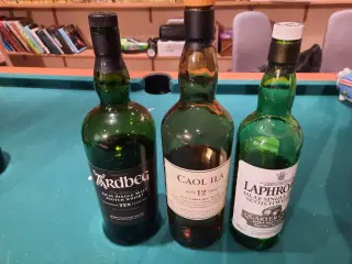 Islay whisky 3 flasker 