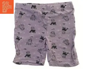 Lilla shorts med Anna og Elsa motiv fra Frozen (str. 110)
