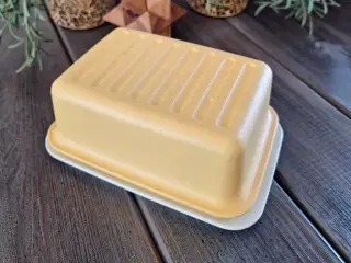 Tupperware smørboks 