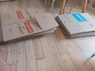Flyttekasser