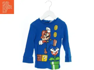 Blå langærmet Super Mario trøje fra H&M (str. 104)