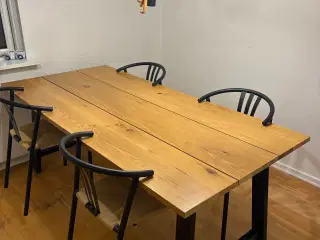 Spisebord + stole