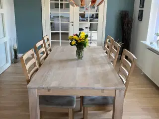 Ege træ spisebord m/ 10 stole