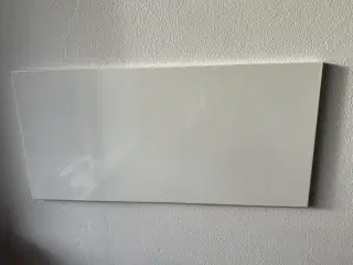 Fin hvid Spontan opslagstavle fra IKEA sælges