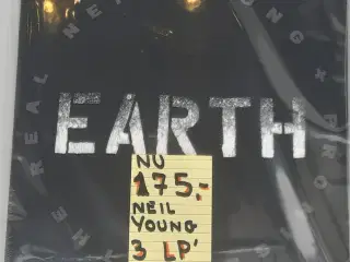 Neil Young ... Earth