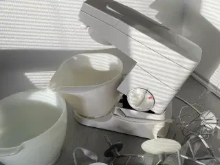 Kenwood -  chef røremaskine m/dobb. tilbehør