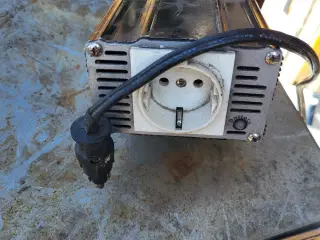 Omformer  fra bil batteri 