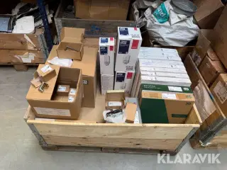 Tilbehør til badeværelse og køkken LOT