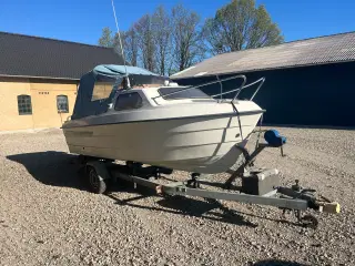 Ryds Kabinebåd 535FC