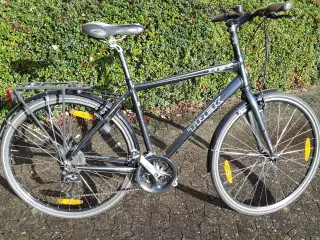 Trek 7.3 FX cykel