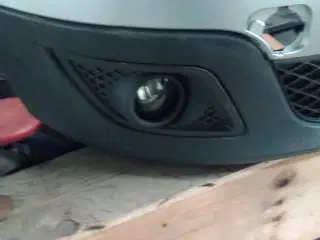 Ford Fiesta forKofanger med tågelygter