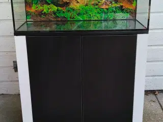 120 liters akvarie med udstyr 