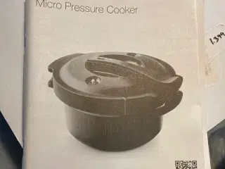 Tupperware fast cooker